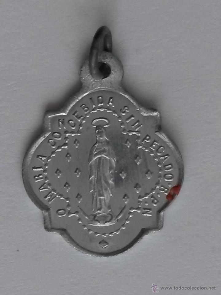 Antig&uuml;edades: Medalla,virgen inmaculada de 2 x 1,4 cms - Foto 1