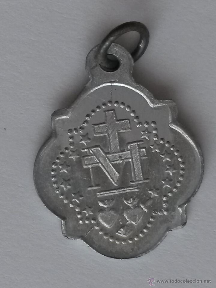 Antig&uuml;edades: Medalla,virgen inmaculada de 2 x 1,4 cms - Foto 2
