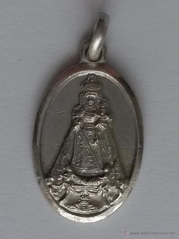 Antig&uuml;edades: Medalla, de virgen  de 2,1 x 1,3 cms - Foto 1