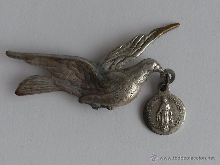 Antig&uuml;edades: Pin de alfiler , con vergen de 3,8 x 1,8 cms - Foto 1