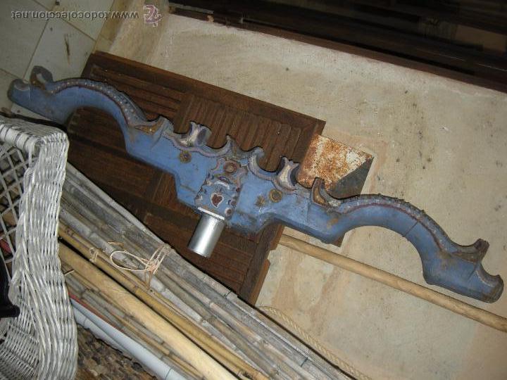 Antig&uuml;edades: Yugo policromado. - Foto 3