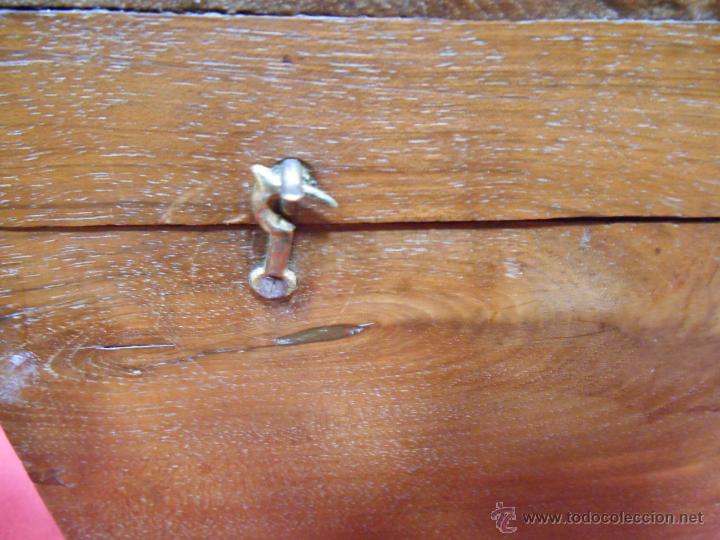 Antig&uuml;edades: ANTIGUA CAJA DE MADERA DE NOGAL - Foto 2