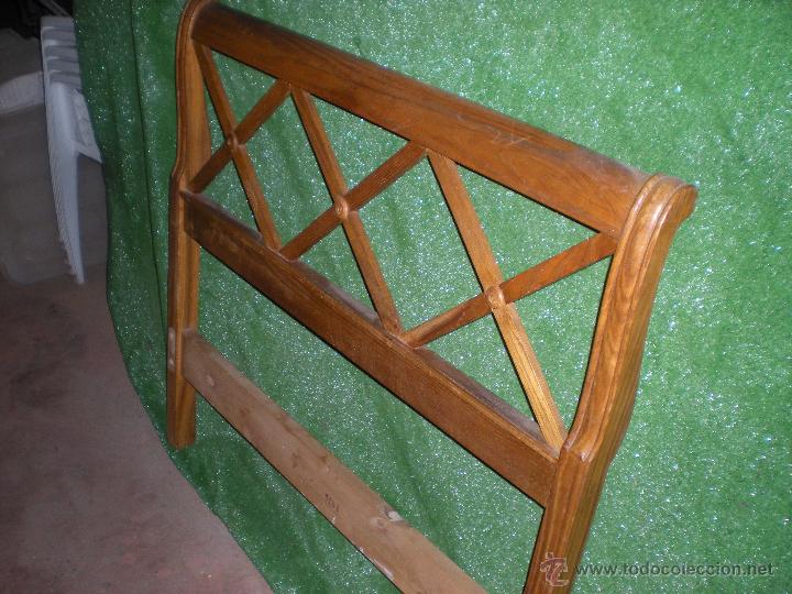 Antig&uuml;edades: Cabecero de nogal - Foto 2