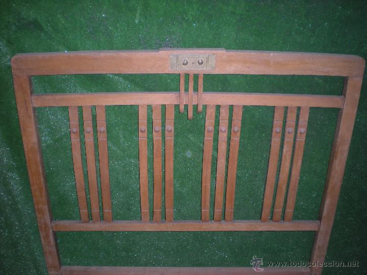 Antig&uuml;edades: Cabecero de cama en haya para cama de 105 - Foto 4