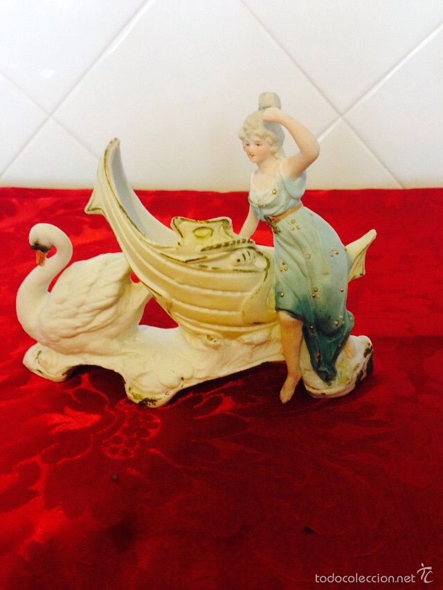 Antig&uuml;edades: Figura de porcelana de biscuit - Foto 1