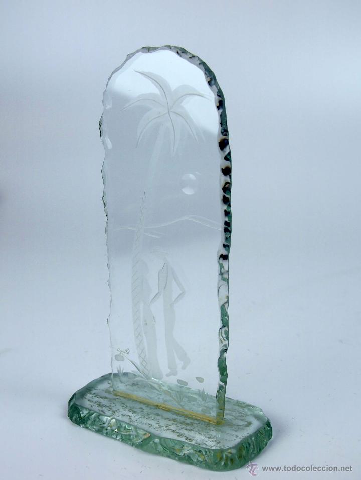 Antiquit&eacute;s: PAREJA. CRISTAL TALLADO. FIRMADO AGUIL&Oacute;. ESPA&Ntilde;A. XX.