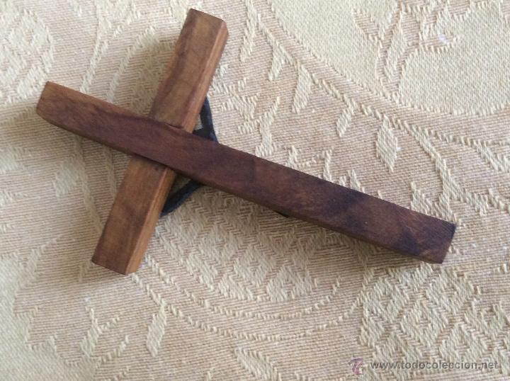 Antig&uuml;edades: ANTIGUO CRUCIFIJO DE MADERA Y BRONCE - Foto 2