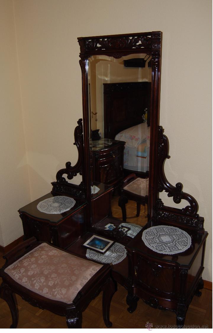Antig&uuml;edades: Dormitorio antig&uuml;o de madera de caoba - Foto 4