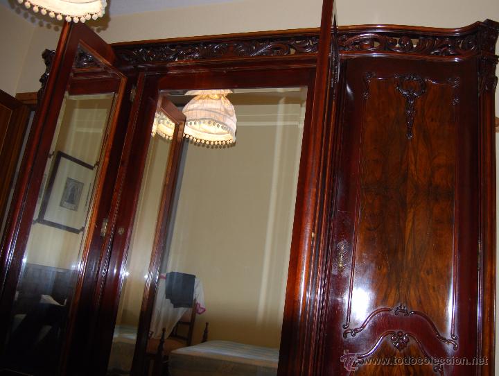 Antig&uuml;edades: Dormitorio antig&uuml;o de madera de caoba - Foto 6