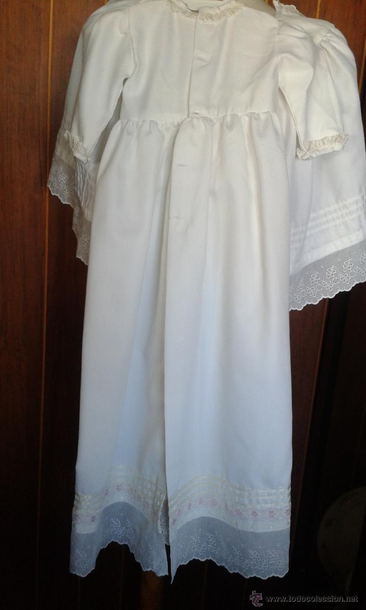 Antig&uuml;edades: VESTIDO DE BEB&Eacute; CON CAPA. - Foto 8