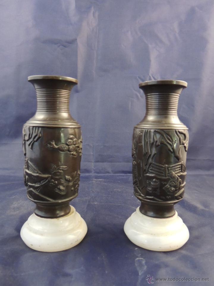 Antig&uuml;edades: PAREJA DE COPAS DE BRONCE CHINAS SOBRE BASE DE MARMOL - Foto 2