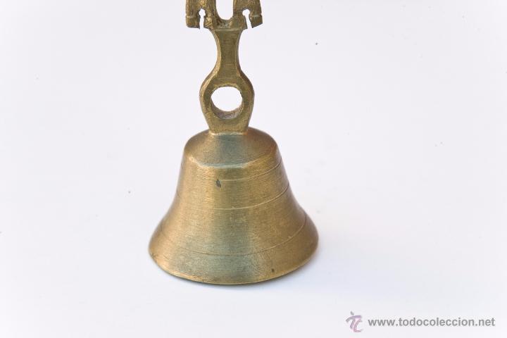 Antig&uuml;edades: BELLISIMA Y ANTIGUA CAMPANA DE BRONCE PERUANA. - Foto 3