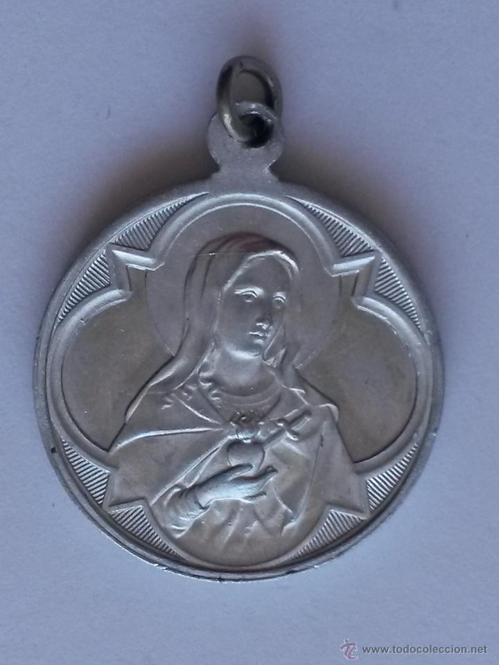 Antig&uuml;edades: Medalla, corazon de maria con espada y corazon de jesus  de 2,2 cms de diametro - Foto 1