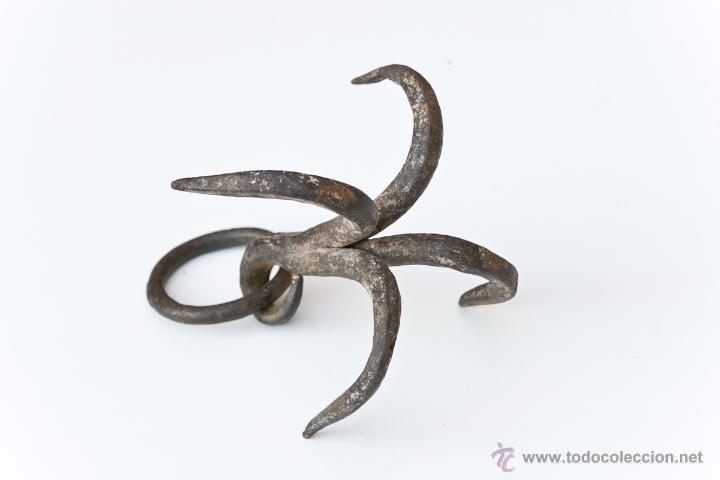 Antiques: ANTIGUA ANCLA PULPO DE FORJA, UTILIZADA PARA SACAR COSAS DEL POZO