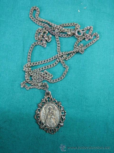 Antig&uuml;edades: Medalla de plata con cadena 3,2 cm - Foto 1