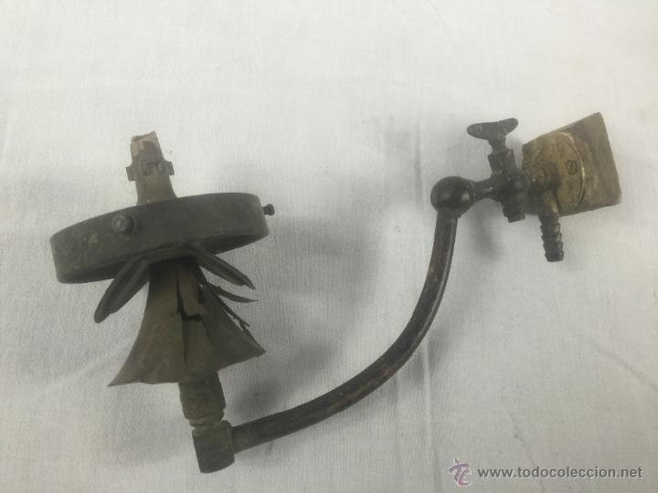 Antig&uuml;edades: aplique de gas siglo XIX - Foto 2