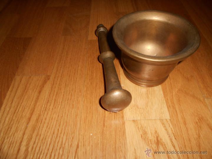 Antig&uuml;edades: ALMIREZ SIMPLE EN BRONCE CON MANO PATINA SIGLO XIX B.E. - Foto 5