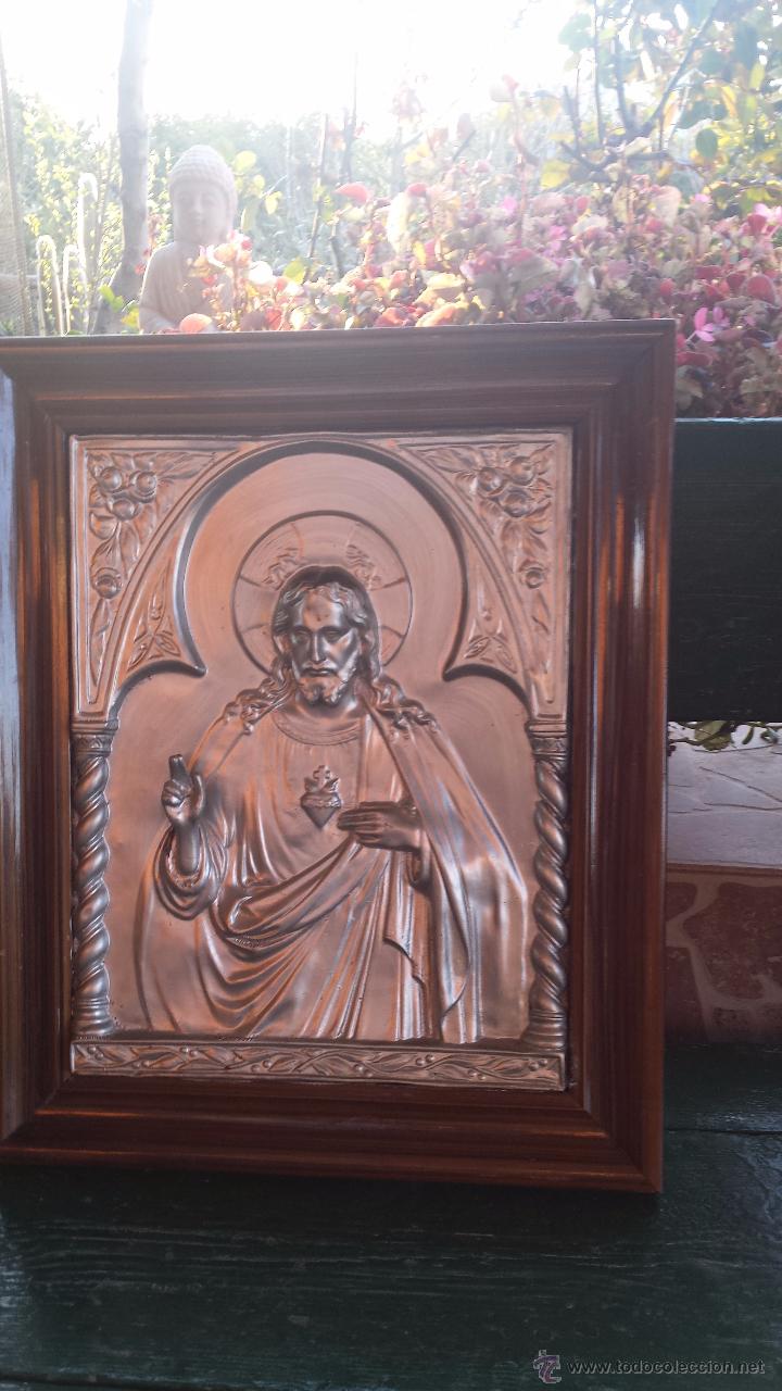 Antig&uuml;edades: antiguo cuadro con jesus. en relieve - Foto 1