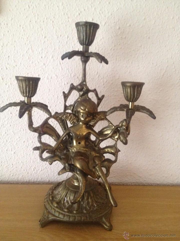 Antig&uuml;edades: CANDELABRO BRONCE TRES BRAZOS - Foto 1