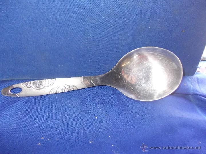 Antig&uuml;edades: cucharon stainless - Foto 1