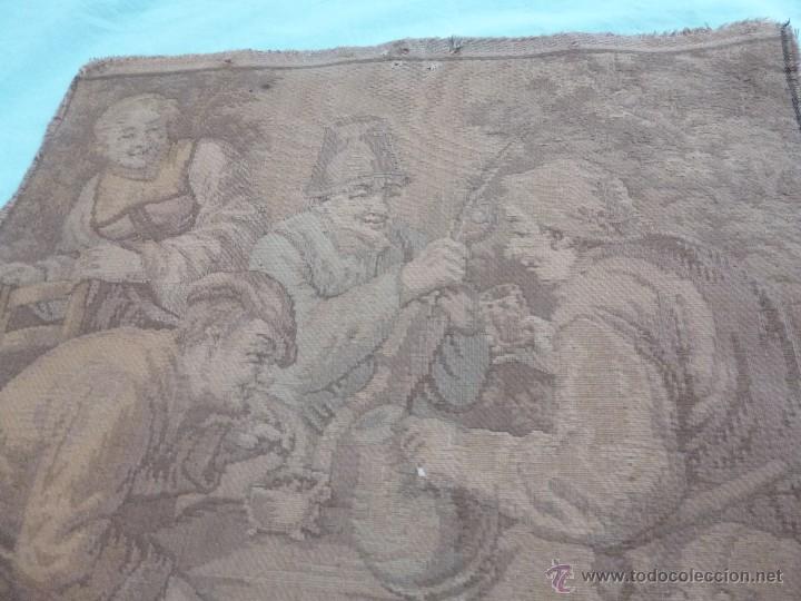 Antig&uuml;edades: peque&ntilde;os tapices..pareja.. - Foto 2