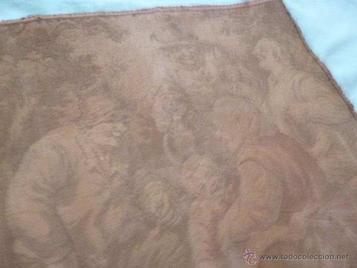 Antig&uuml;edades: peque&ntilde;os tapices..pareja.. - Foto 3
