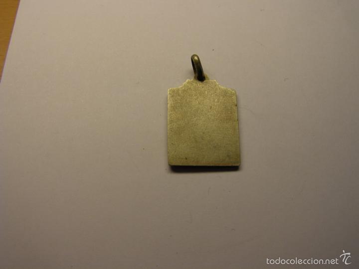 Antig&uuml;edades: Medalla de N&ordf; S&ordf; de Bego&ntilde;a. - Foto 2