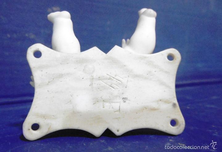 Antig&uuml;edades: DELICADO BISCUIT DE REMATE BEBE SENTADO 7 CMS - Foto 8
