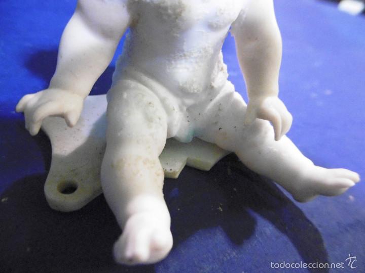 Antig&uuml;edades: DELICADO BISCUIT DE REMATE BEBE SENTADO 7 CMS - Foto 9