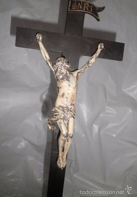 Antig&uuml;edades: Cruz hierro con Cristo - Foto 3