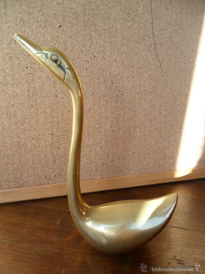 Antig&uuml;edades: CISNE DE BRONCE MACIZO MEDIADOS DEL SIGLO XX
