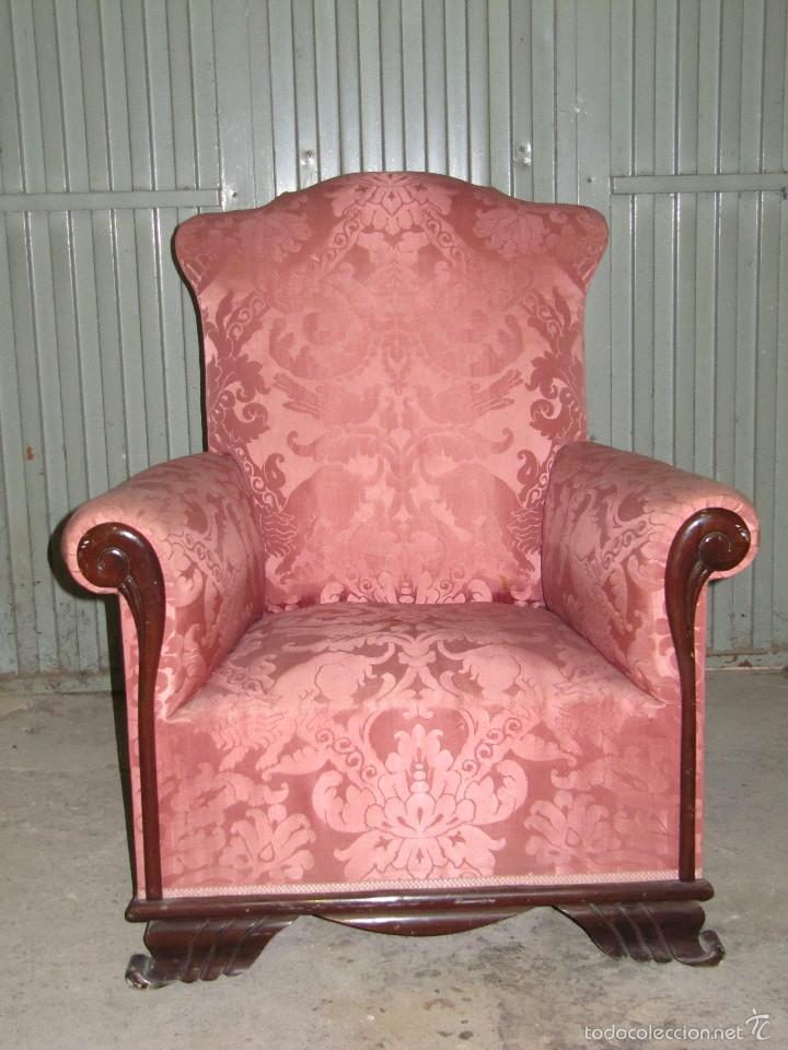 Antig&uuml;edades: SILLON BUTACA CON TELA ADAMASCADA - Foto 1