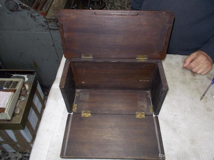 Antig&uuml;edades: Caja de madera - Foto 12