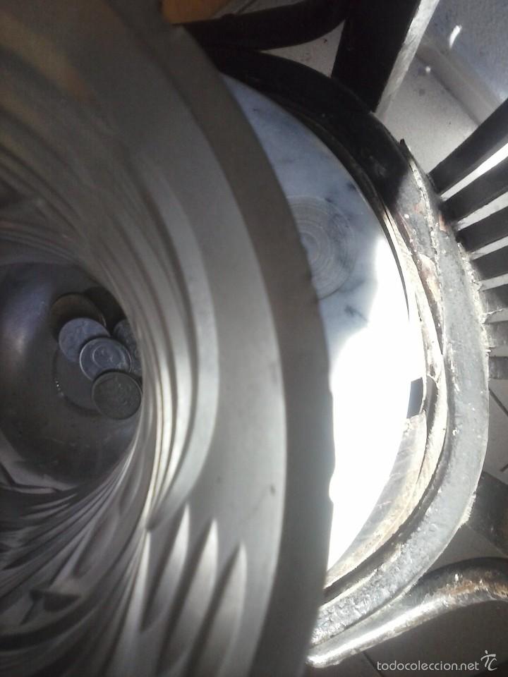 Antig&uuml;edades: JARRON DE CRISTAL - VIDRIO Y METAL . - Foto 5