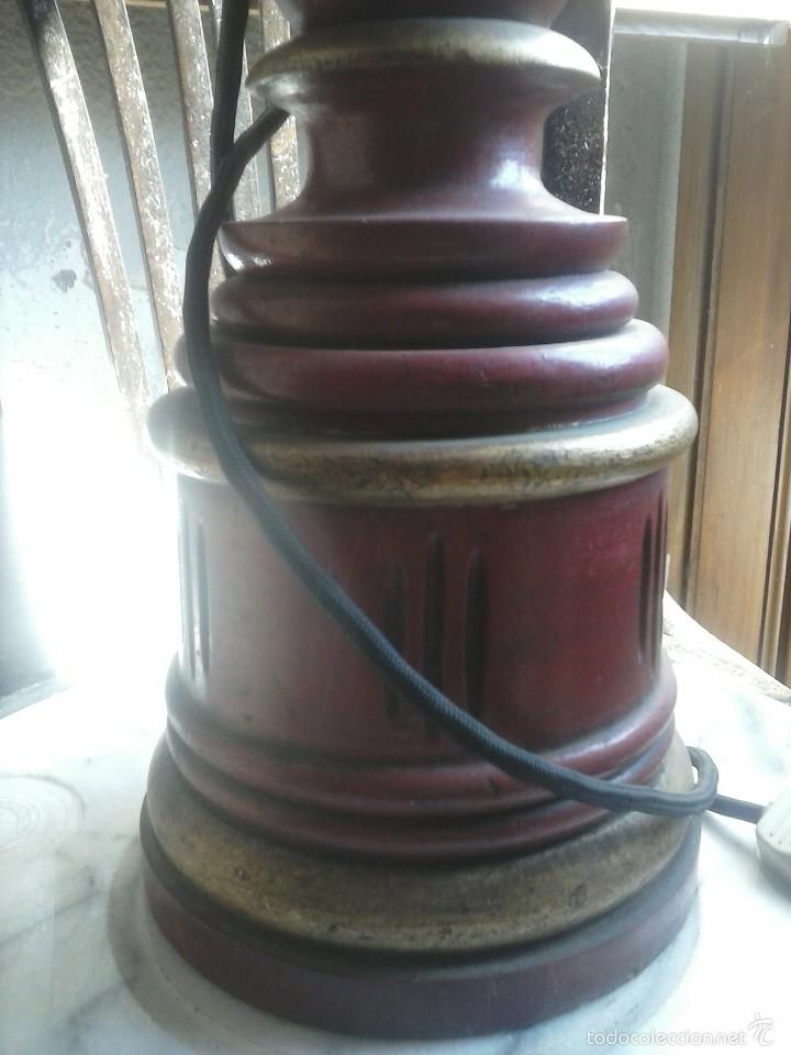 Antig&uuml;edades: LAMPARA DE MESA , DE MADERA . - Foto 3