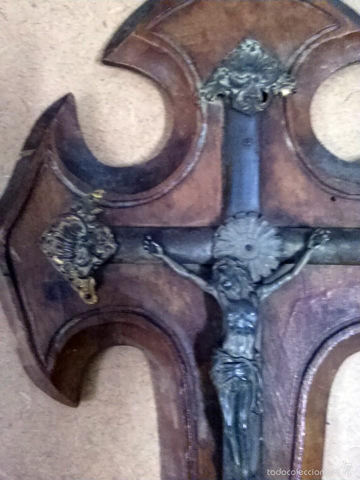Antig&uuml;edades: crucifijo modernista - Foto 4