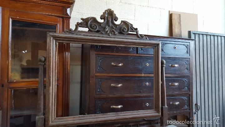 Antig&uuml;edades: Antigua c&oacute;moda de caoba para restaurar - Foto 3