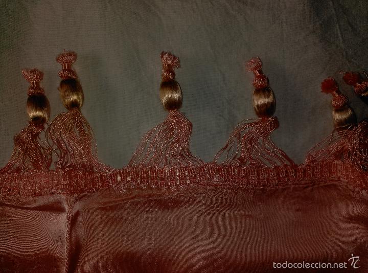 Antig&uuml;edades: Colcha de raso adamascada rosa fleco madera - Foto 12