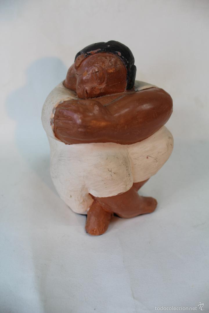 Antiquit&eacute;s: ESCULTURA DE MUJER EN TERRACOTA FIRMADA