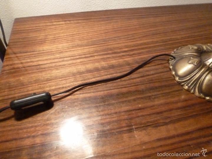 Antig&uuml;edades: lampara de sobremesa de bronce con tulipa marron - Foto 4