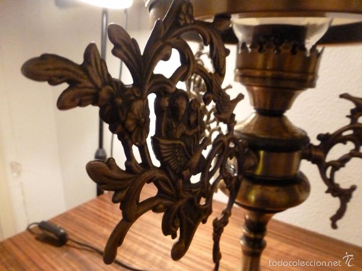 Antig&uuml;edades: lampara de sobremesa de bronce con tulipa marron - Foto 11