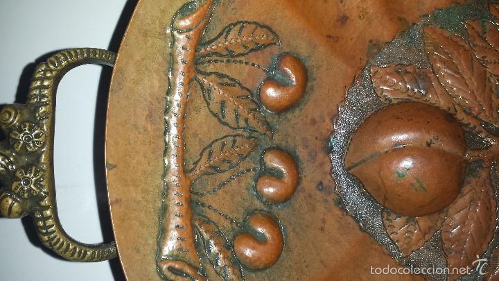 Antig&uuml;edades: BANDEJA COBRE CON FIRMA - Foto 5