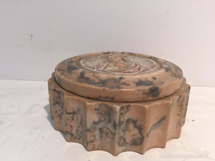 Antig&uuml;edades: CAJA DE CERA, SAGRADO CORAZ&Oacute;N. - Foto 2