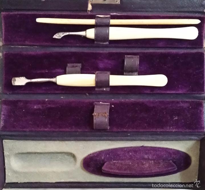 Antig&uuml;edades: Antiguo set de manicure - Foto 1