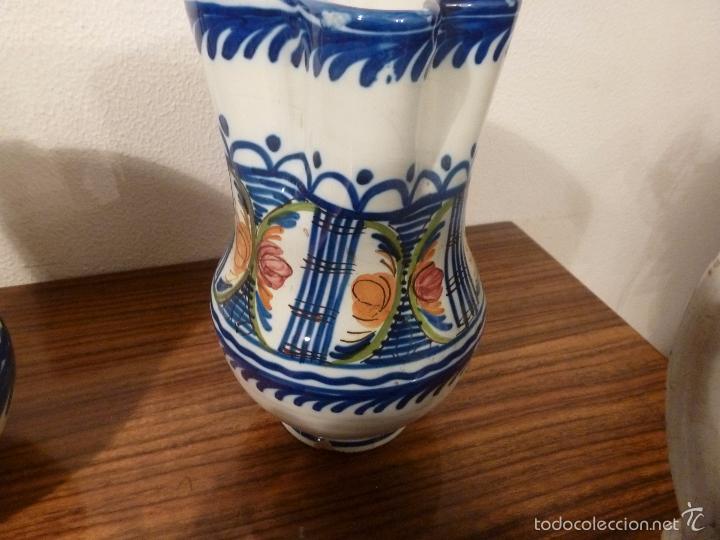 Antig&uuml;edades: juego de seis jarras de manises - Foto 20