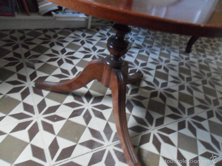 Antig&uuml;edades: MESA REDONDA CON DOS BASES - Foto 4