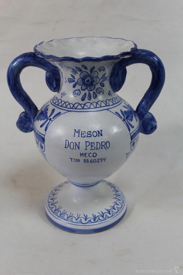 Antig&uuml;edades: jarra en ceramica de talavera - Foto 3