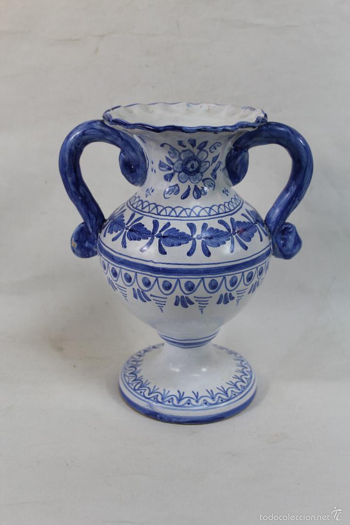 Antig&uuml;edades: jarra en ceramica de talavera - Foto 4