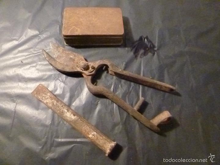 Antig&uuml;edades: juego de herramientas - Foto 1