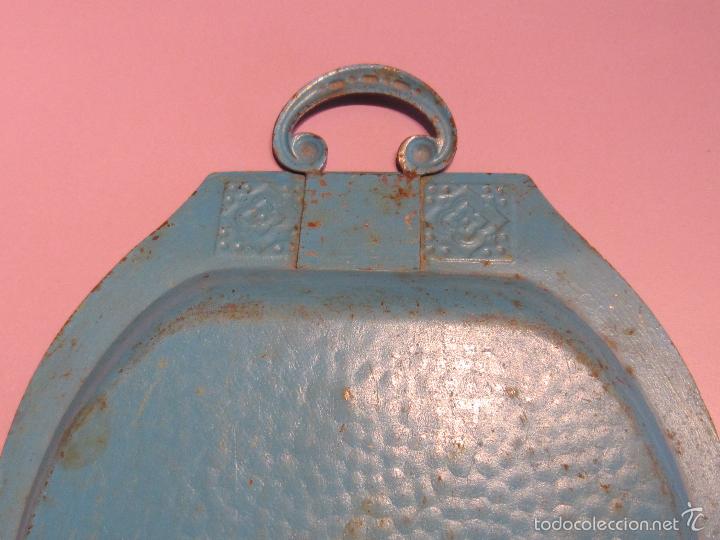 Antig&uuml;edades: pala recoge migas modernista - Foto 3
